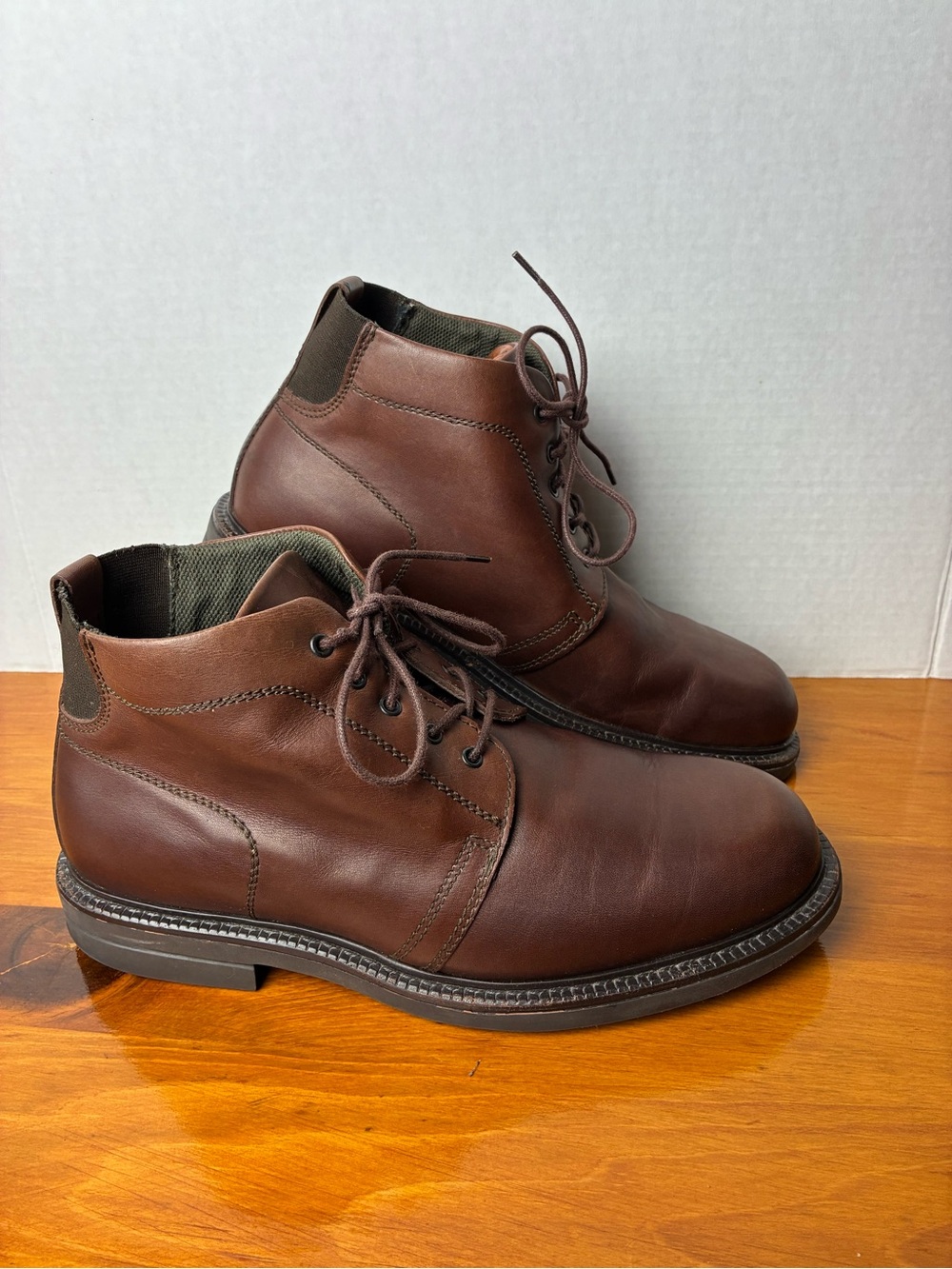 Johnston and Murphy Boots Men’s 8.5 Brown Leather Lace Up Ankle